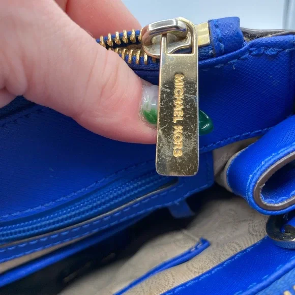 GIVEAWAY Michael Kors Vibrant Blue Satchel - Callouts in photos - Picture 11 of 12
